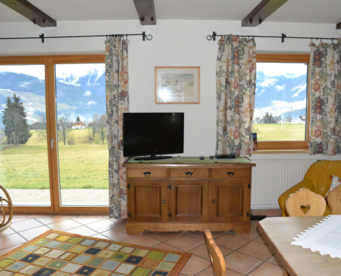 Offener Wohnbereich mit herrlichem Ausblick und Terrasse, Ferienhaus Astrid