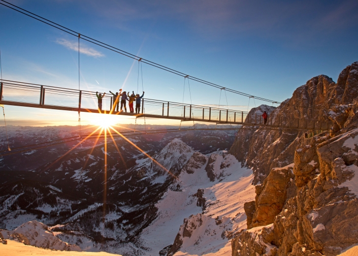 atemberaubende Ausblicke auf der Hängebrücke, Ramsau am Dachstein